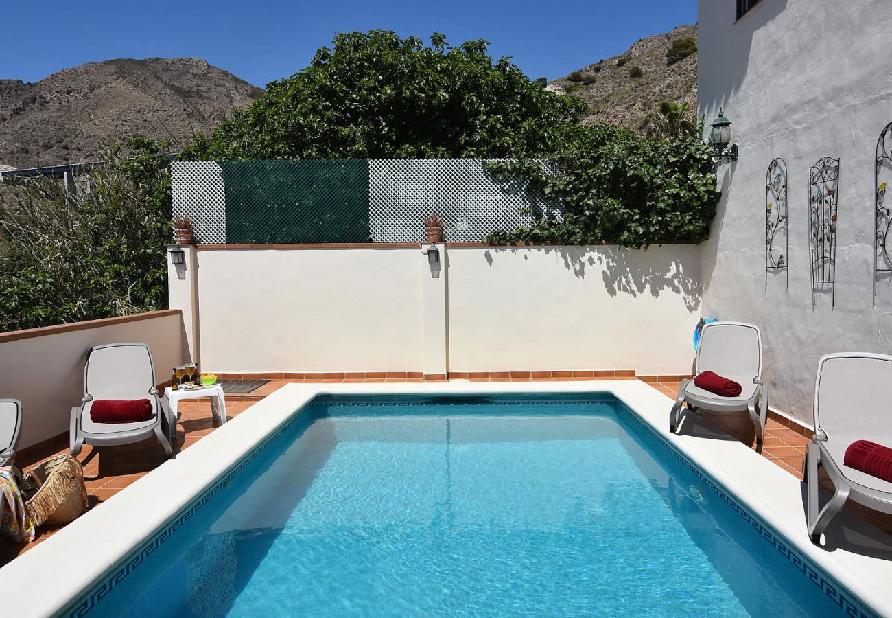 Villa in Nerja - Maro 001